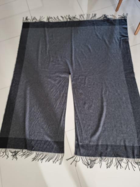 Predám jarné pončo, 