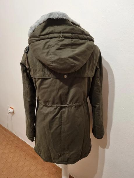 Teplá olivová bunda speed a veľ. s, s