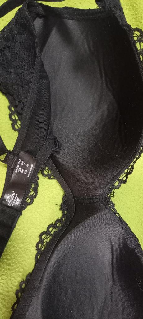 Podprsenka  secret, secret possessions,m