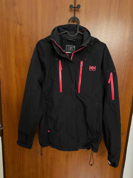 Helly hansen ..sportova bundicka ..velkost s, helly hansen,s