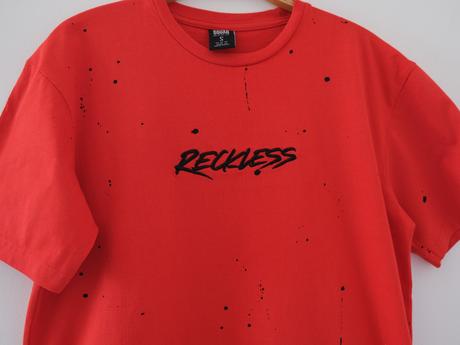 Červené tričko, s