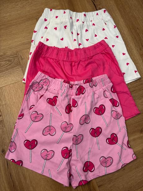 Balík oblečenia, 140–152