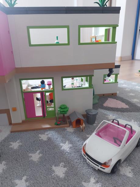 Playmobil obrovská vila+bazén+hosťovský dom+auto, 