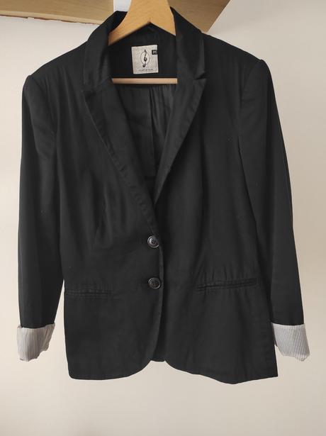 Čierne sako, stradivarius,m