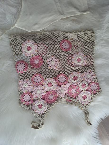 Hackovane tielko so spodnym tielko., 140