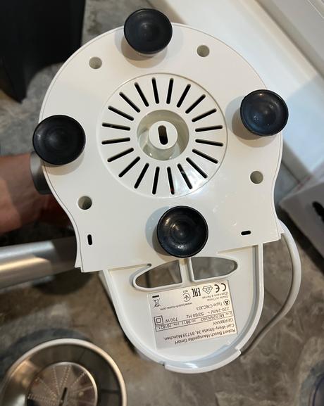 Odšťavovač bosch mes25a0 700w, bosch