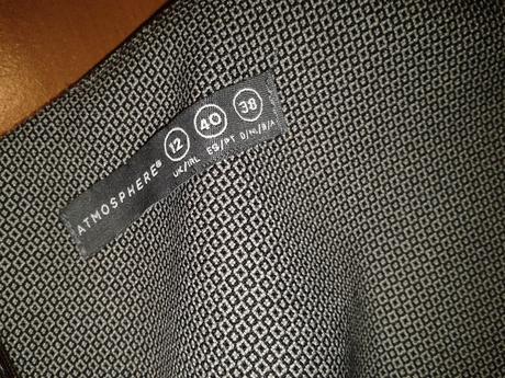 Sivé biznis šaty atmosphere 38 bez blúzky, atmosphere,38