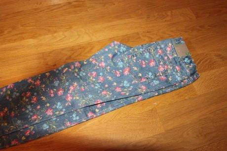 Riflové nohavice, 122