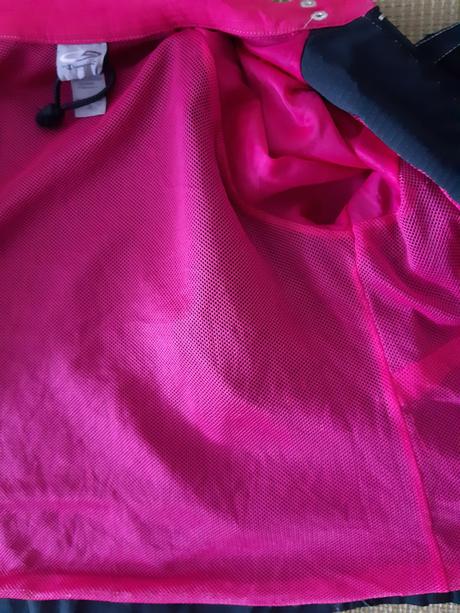 Cierna tenka bundicka-s, champion,s