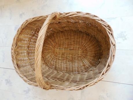 Veľký prútený kôš,