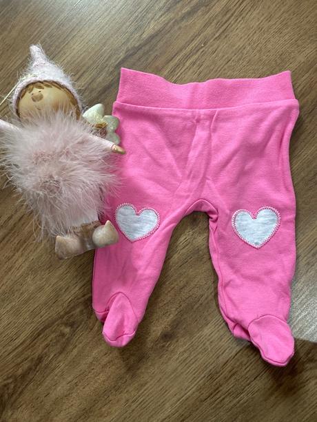 Teplaky so srdiečkami, 56