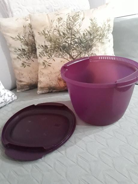 Nádoba na prípravu cestovín v mikrov. - tupperware,