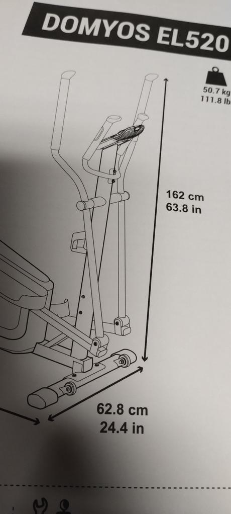 Elipticky trenažér,