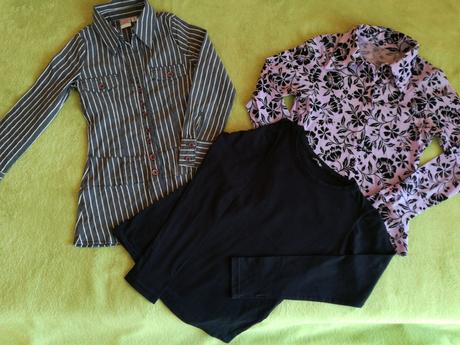 2x blúzka a čierny nátelník 140- 152, xs