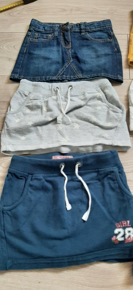 Balik sukniciek 116/122, 122–134