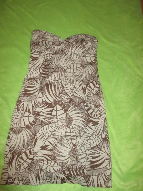 Pekné elastické šaty, xs