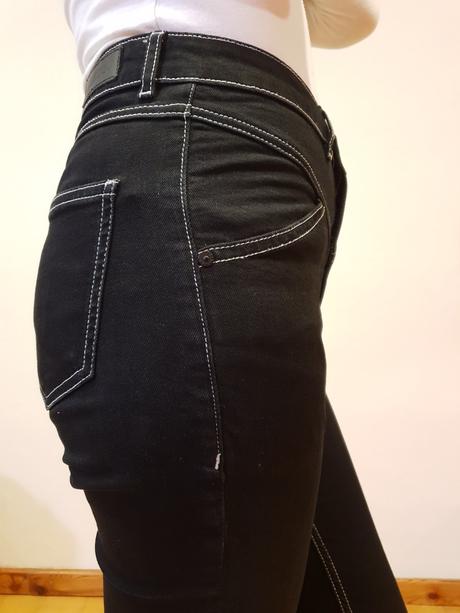 Dámske čierne rifle, reserved,36