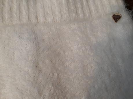 Elegantná kvalitna chlpatá suknička, reserved,104