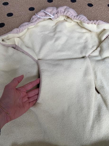 Zimná teplučká zavinovačka aj do autosedačky emite,