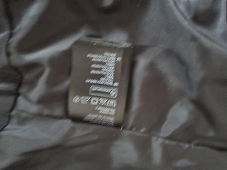 Čierna hrubá prešívaná vesta h&m veľ. 38, h&m,38