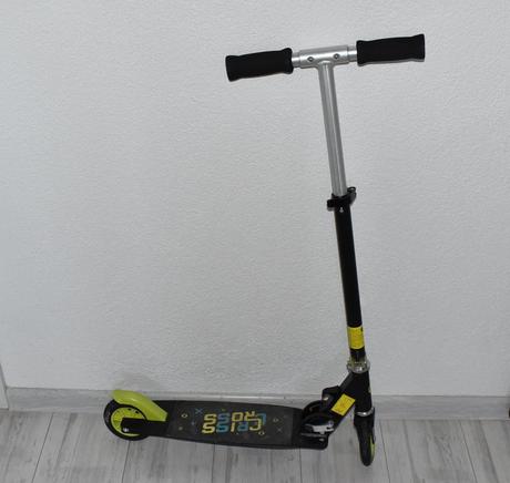 Skladacia kolobežka arcore crisscross,