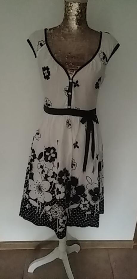 Krasne romantické saty, amisu,36