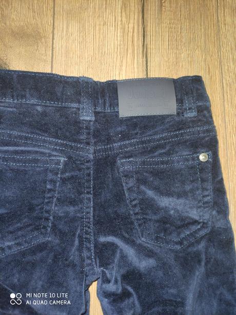 Hrubšie nohavice, 92