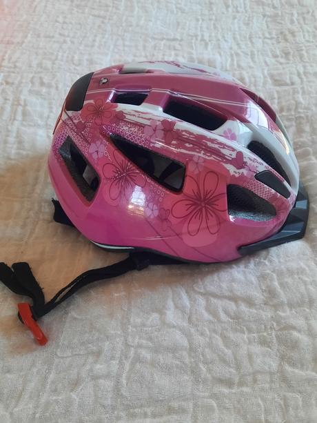 Prilba dievčenská, s