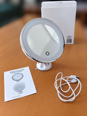 Kozmetické led zrkadlo,