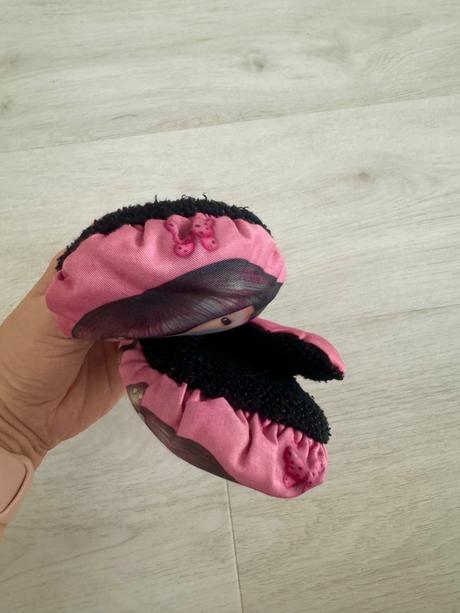 Rukavičky santoro, 98