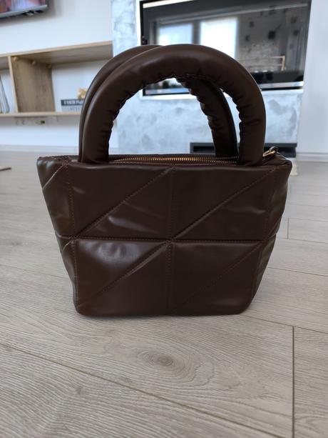 Prešívaná kabelka, gate