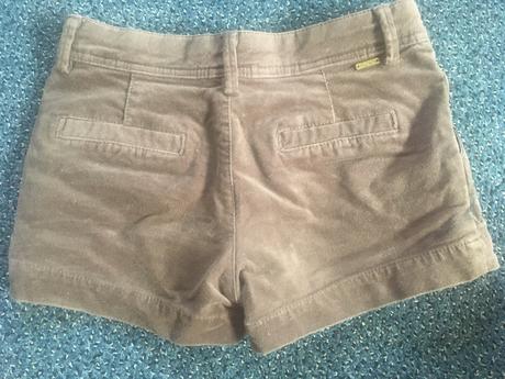 Dievčenské šortky, 110