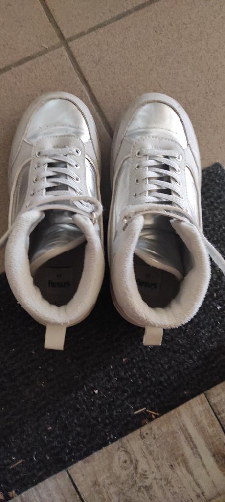 Vysoké botasky, sinsay,34