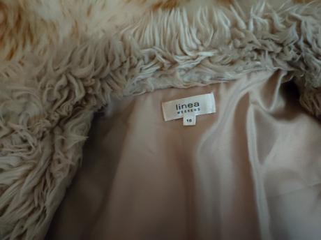 Krátky zimný kožuštek, linia,44