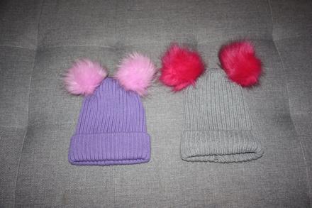 2x čiapka s brmbolcami, pepco,56