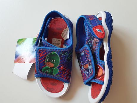 Nove letne sandalky pj masks za lacno, 29