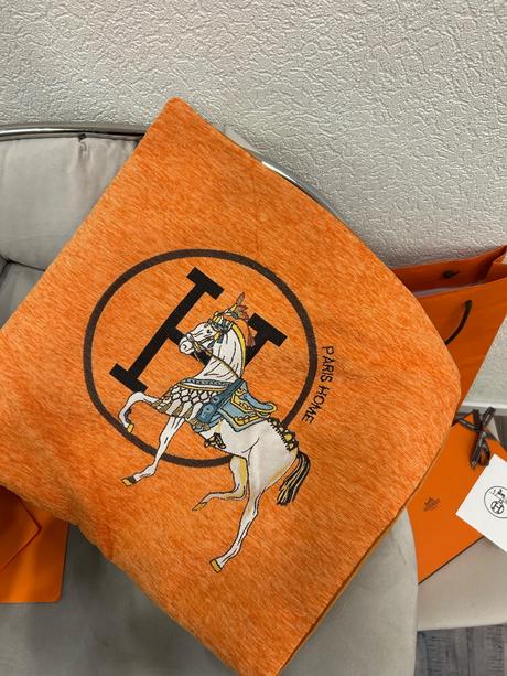 Hermes obliecka na vankúš., šírka (cm): 45