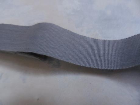 Zbytky pásovky/lemovky,