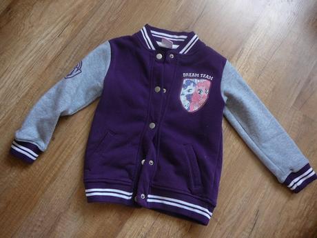 Dievcenska bunda-mikina, 110