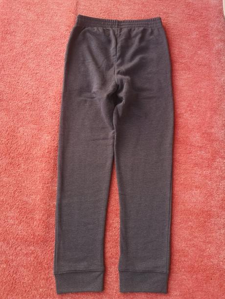 Air jordan tepláky veľkosť 14-16 rokov, air jordan,164 / 170 / 176