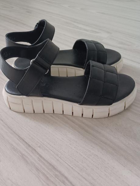 Sandálky, deichmann,31