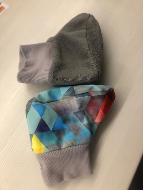 Softshelové návleky, 27