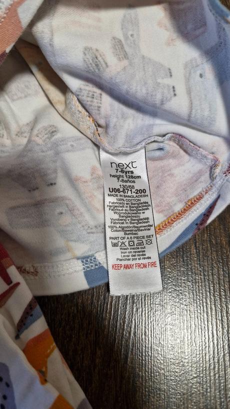 Next pyžamo dino, next,128