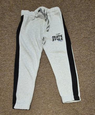 Tepláky veľkosť 116, sinsay,116