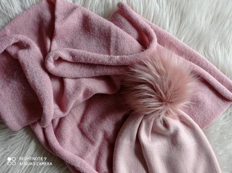 Kvalitný set pudrovoruzovej farby uni, bobo