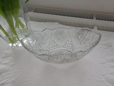 Lisované sklo misa na ovocie retro-top top stav,, 