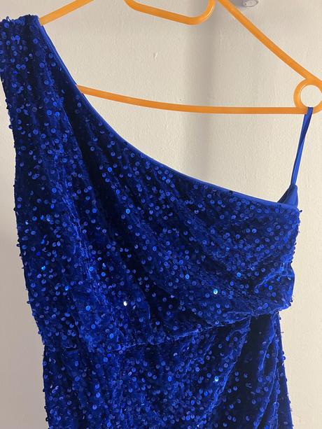 Flitrové spoločenské šaty, l