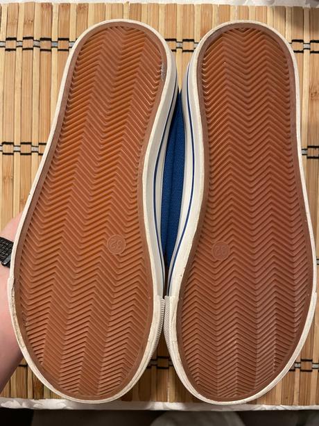 Platenky, halovky, 23