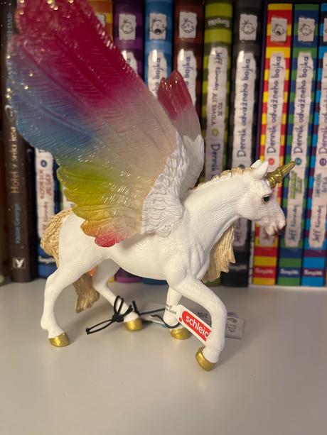 Schleich jednorozec / pegas novy, 
