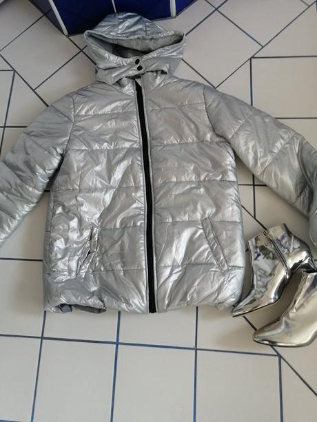 Strieborná bunda, 170